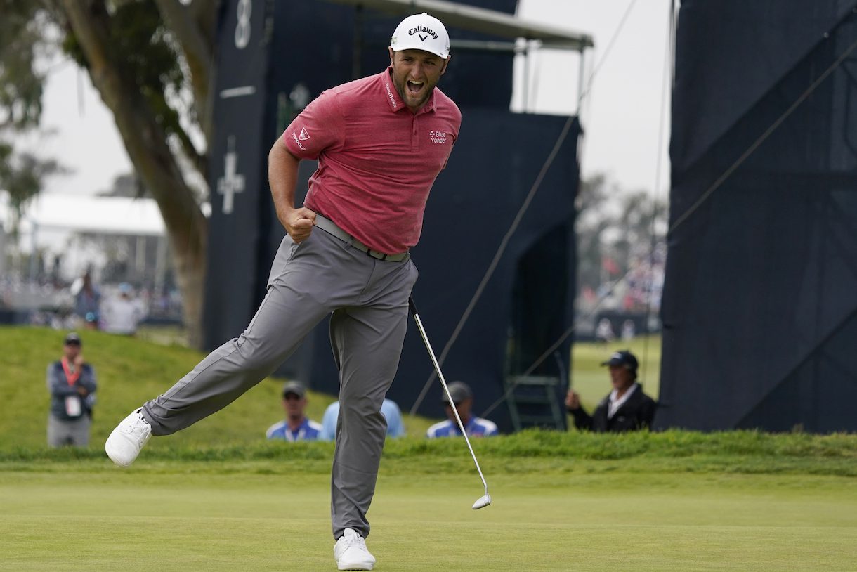Find out the best golf stats you should be looking at before placing your bets. Photo by Marcio Jose Sanchez/AP.