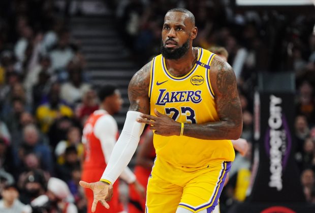 NBA prop picks Nov. 25