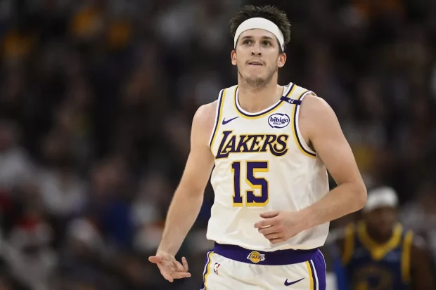 Lakers vs. Knicks prop picks