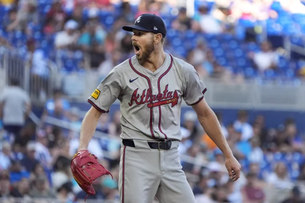 Braves vs. Dodgers prop picks