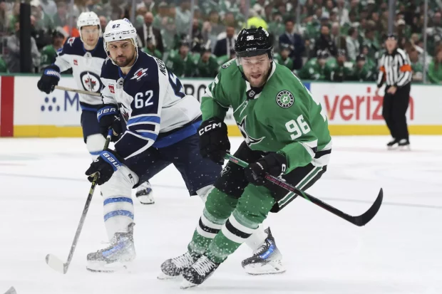 Stars vs. Jets predictions