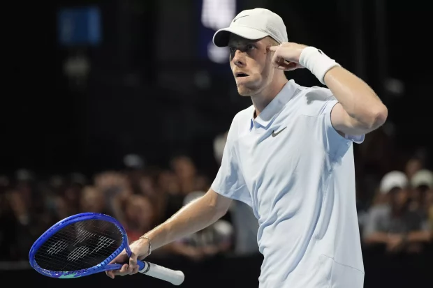 Navone vs. Shapovalov odds