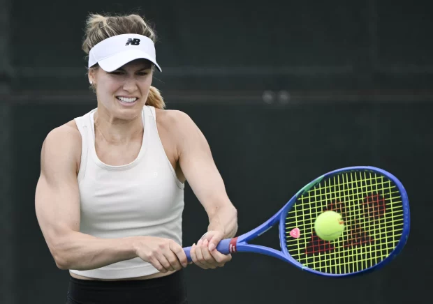 Bouchard vs. Arango odds