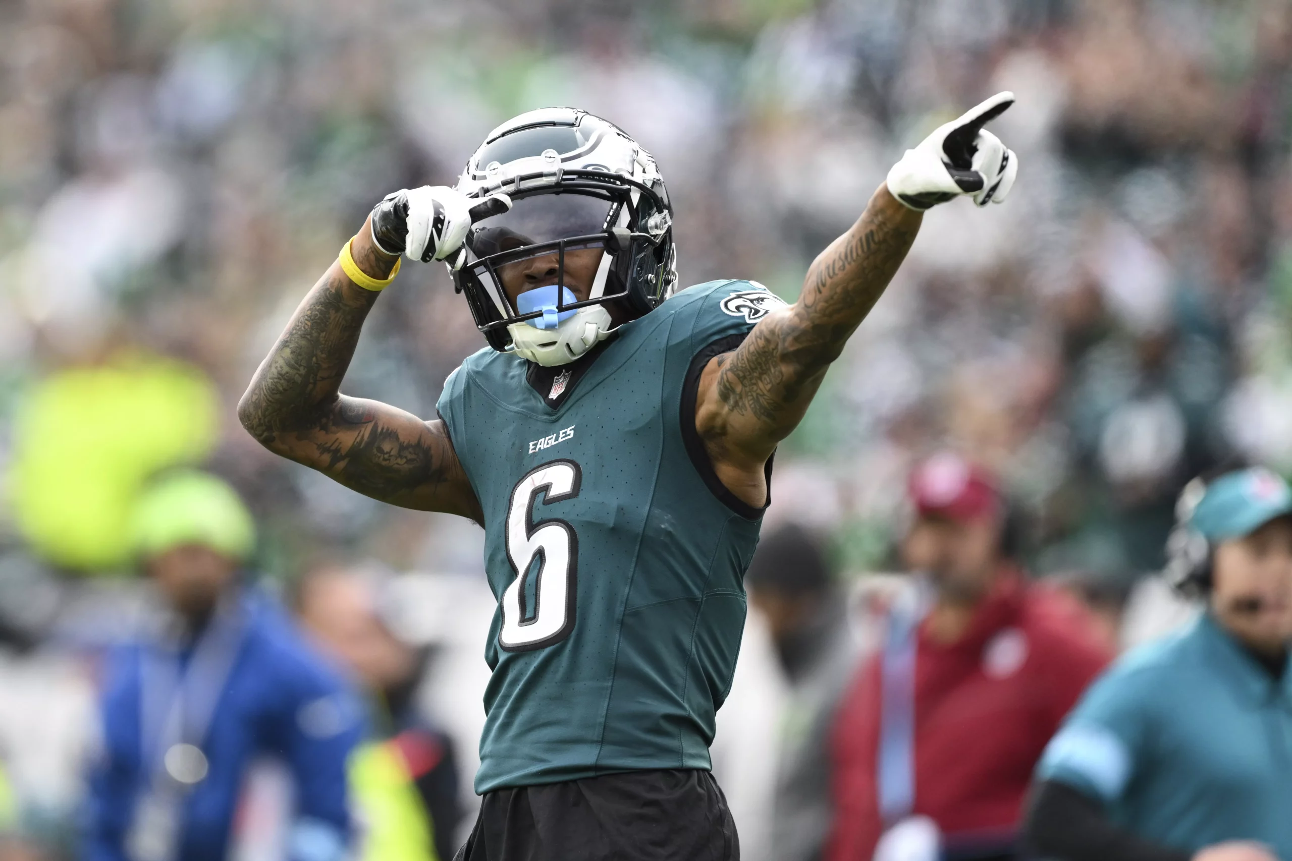 Smith averaged 64.7 receiving yards last year. Photo by Terrance Williams/AP.
