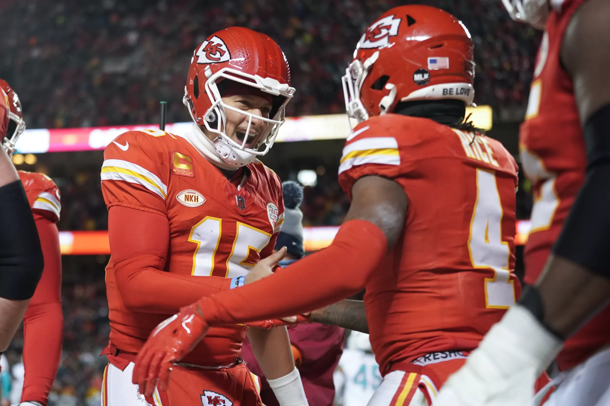Bet on Mahomes and Rice to score on Monday Night Football! Photo by Ed Zurga/AP.