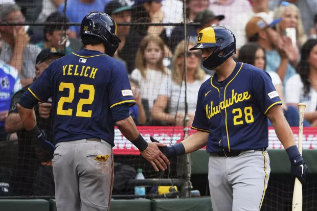 Cubs vs. Brewers predictions