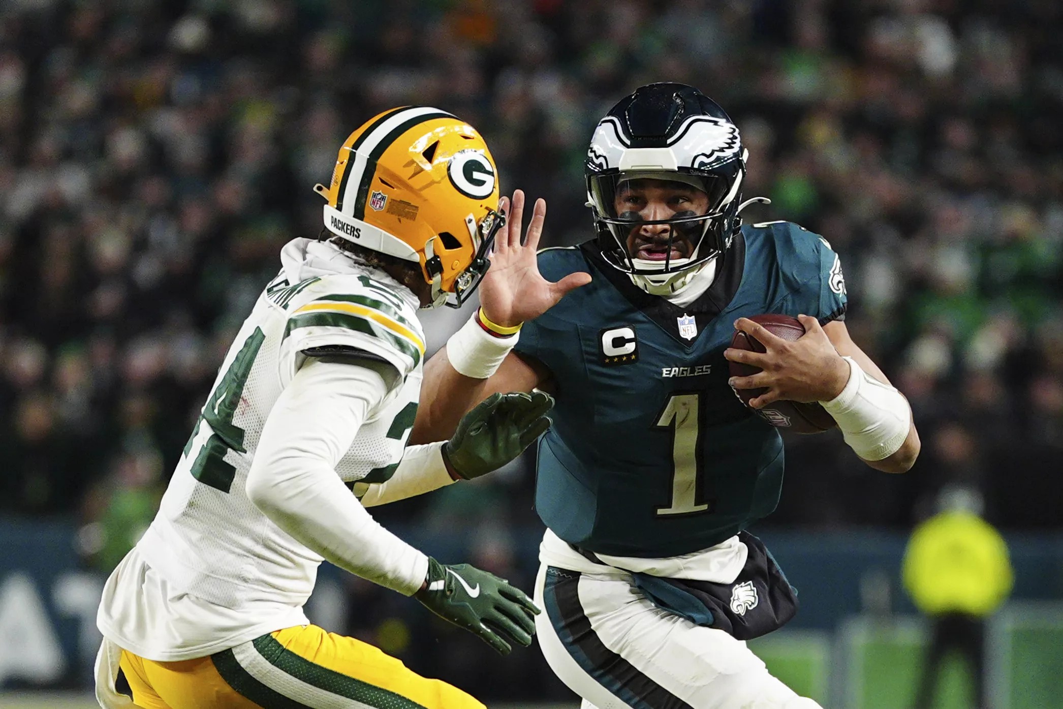 The Eagles are underdogs for the first time this season when they visit the Packers in Week 10. Photo by Derik Hamilton/AP.