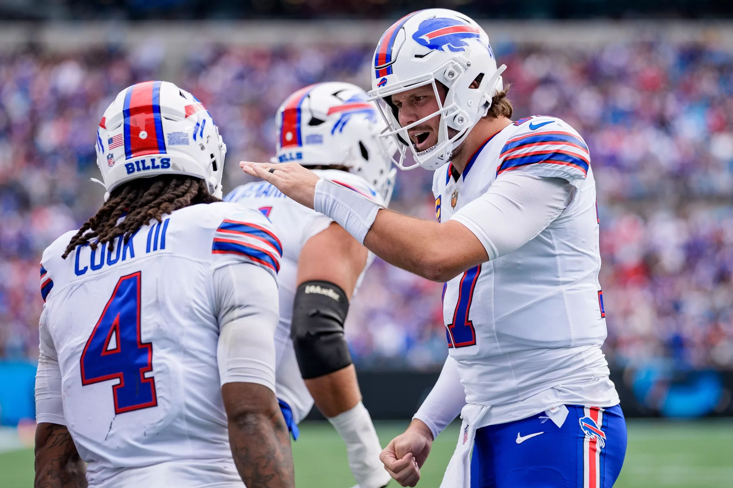 Back Allen in this +320 SGP! Photo by Jacob Kupferman/AP.