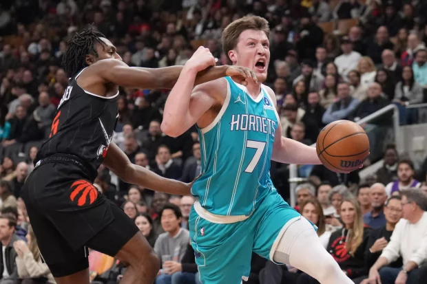 Raptors vs. Hornets prop picks